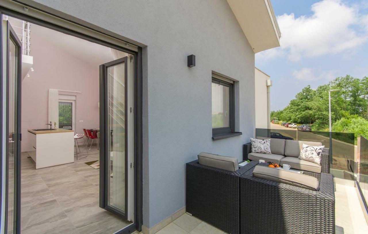 Apartment Lunne Novigrad Istria Exterior foto